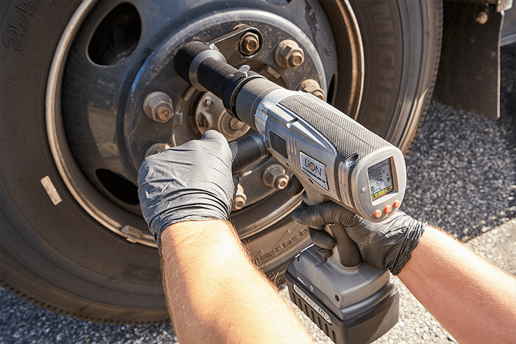 HYTORC LION Gun electronic torque wrench, torque multiplier HYTORC
